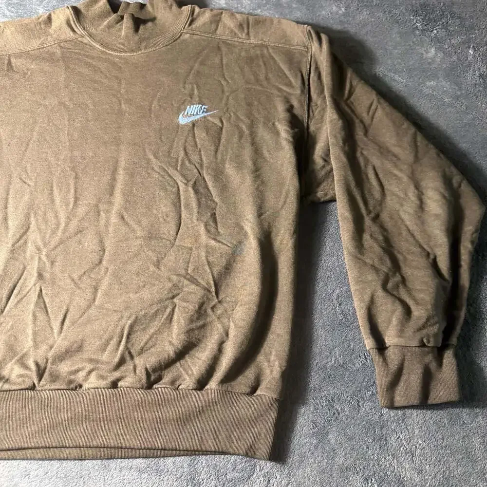 Nike Vintage 90s/Y2K Nike Swoosh Logo Turtleneck  Sweatshirt Brown Size L